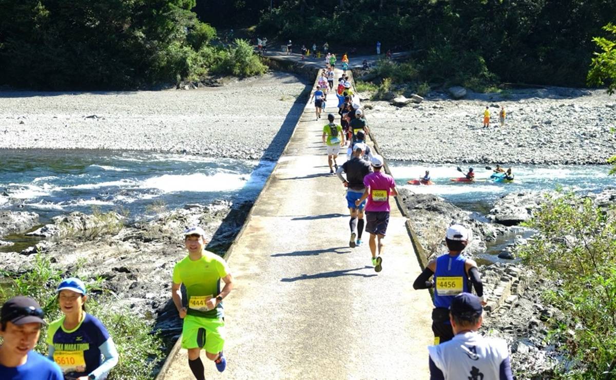 自然の中を走ると環境配慮行動が増加！四万十川ウルトラマラソンで実証