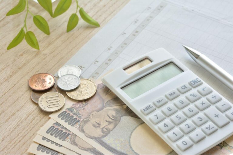 遺品整理の費用は誰が払う？支払いが必要な人と費用を安く抑える方法を解説