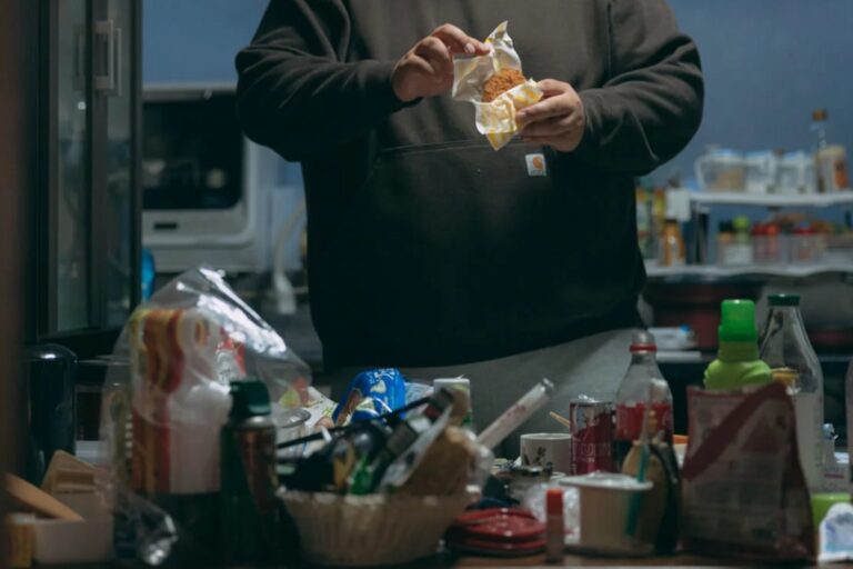 一人暮らしの部屋が汚部屋に！？チェックすべきポイントときれいな状態を維持するコツを紹介